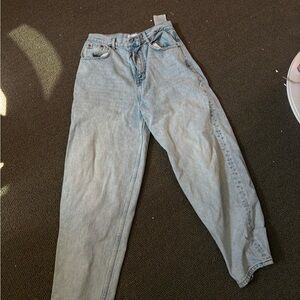 Zara Light Wash Boyfriend Jeans